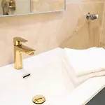 Zal *