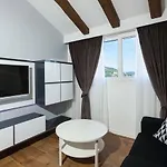 Apartment Zal
