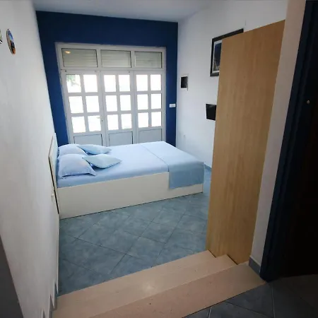 Zal Apartmán Prizba