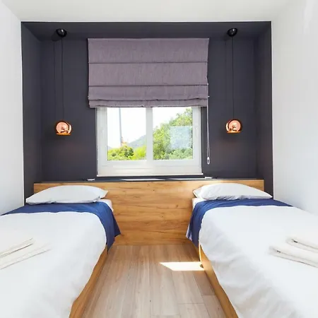 Zal Apartmán Prizba